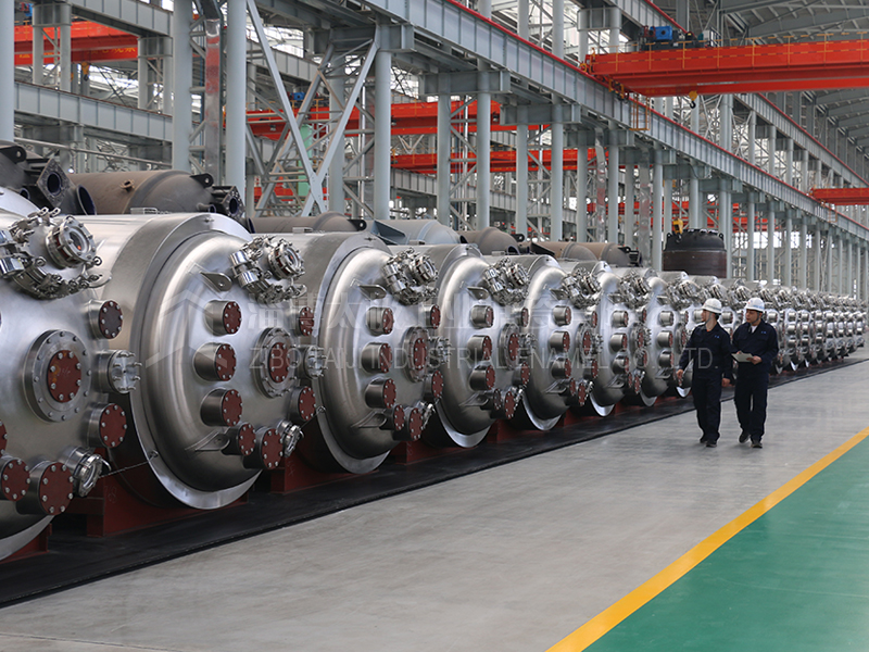 太極大型搪玻璃設(shè)備生產(chǎn)車間 太極大型搪玻璃設(shè)備生產(chǎn)車間